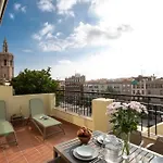 Apartament Singularstays Atico Reina Catalina *