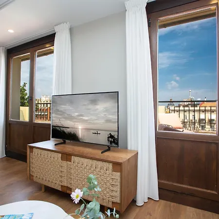 Singularstays Atico Reina Catalina 公寓